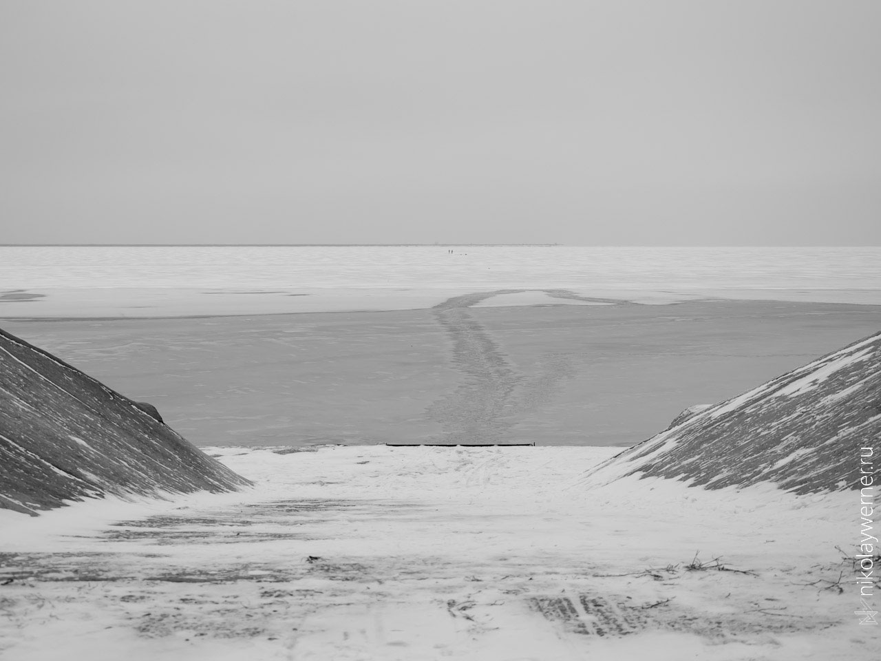 Азовское море, спуск у яхтклуба